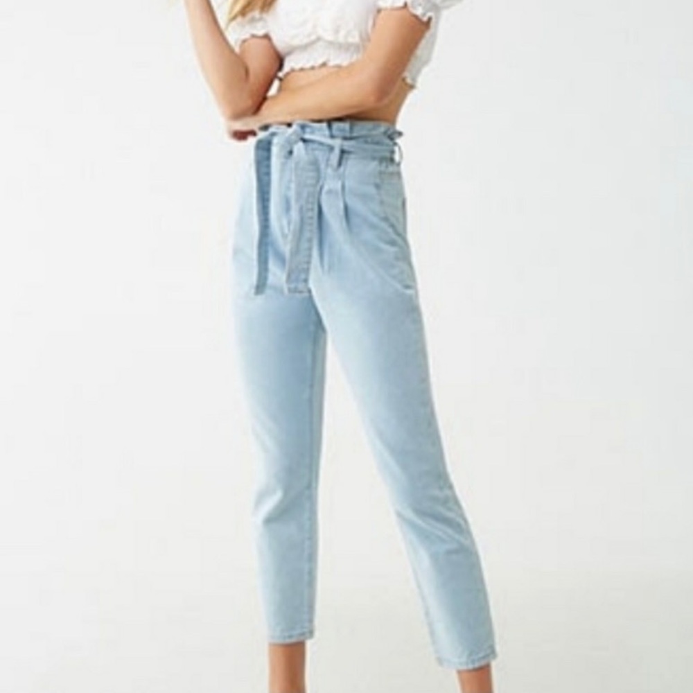 Forever 21 Women’s High Rise Paper Bag Ankle Jeans